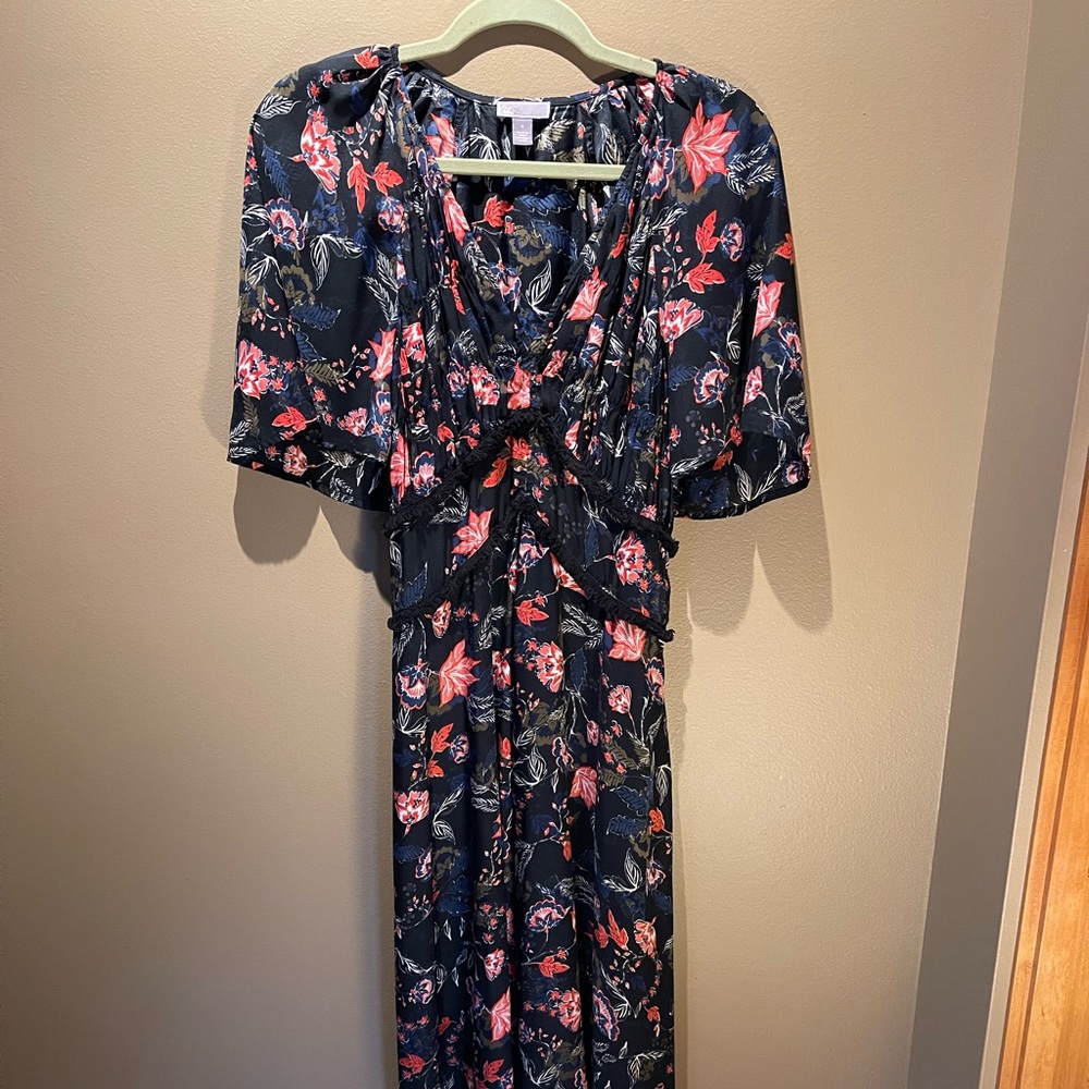 Chelsea28 Floral Flows Dress